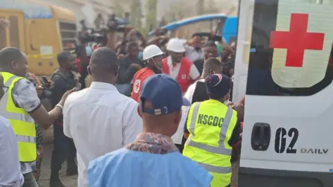 Ibadan Explosion: Death Toll Rises To Five Mediaage NG OYO, Nigeria - Mediaage NG News - The death toll has risen from two to five, following a blast in Bodija, a residential district of Ibadan, the capital of Nigeria's south-western Oyo state.