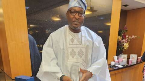 Nigerian Awarded For Help Overturning Death Sentence Mediaage NG A University of Essex graduate who helped overturn a singer's death sentence has been given an award.