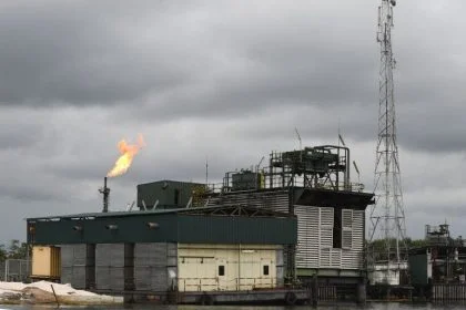 Nigeria's Economy Could Be Severed With British Court Ruling Mediaage NG London, United Kingdom – Mediaage NG News - If a British court rules against Nigeria, a former civil servant from the West African nation could receive a portion of an enormous sum of damages in a landmark case centred on a multi-billion dollar gas deal.