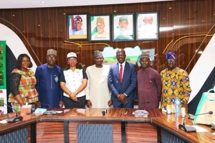 Partners for a Greener Future: ACReSAL and Nasarawa State Unite Against Climate Change Mediaage NG In a move to boost Nasarawa State's resilience against climate change, the Agro-climatic Resilience in Semi-Arid Landscapes (ACReSAL) project has reaffirmed its commitment to supporting the state's efforts in addressing pressing environmental issues.