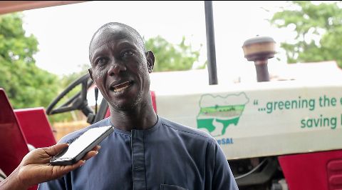 FCT ACReSAL Impact Stories: Focus on Tractor Provision Mediaage NG Tractors improve farming activities by speeding up tasks, increasing productivity, and enabling sustainable practices. ACReSAL's provision of tractors for farmers in FCT communities centres on facilitating the commercialisation and scaling-up of products in an aid to boost farmer's agricultural fruitfulness and reduce manual labour.