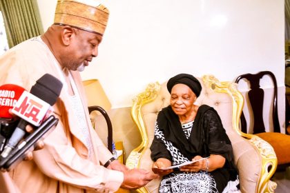 Late Audu Ogbeh A Legend and Icon of The Nigerian State - Agricultural and Food Security Minister Mediaage NG Nigeria's Minister of Agriculture and Food Security, Senator Abubakar Kyari, CON, has commiserated with the family of late Chief Audu Innocent Ogbeh, who died recently.