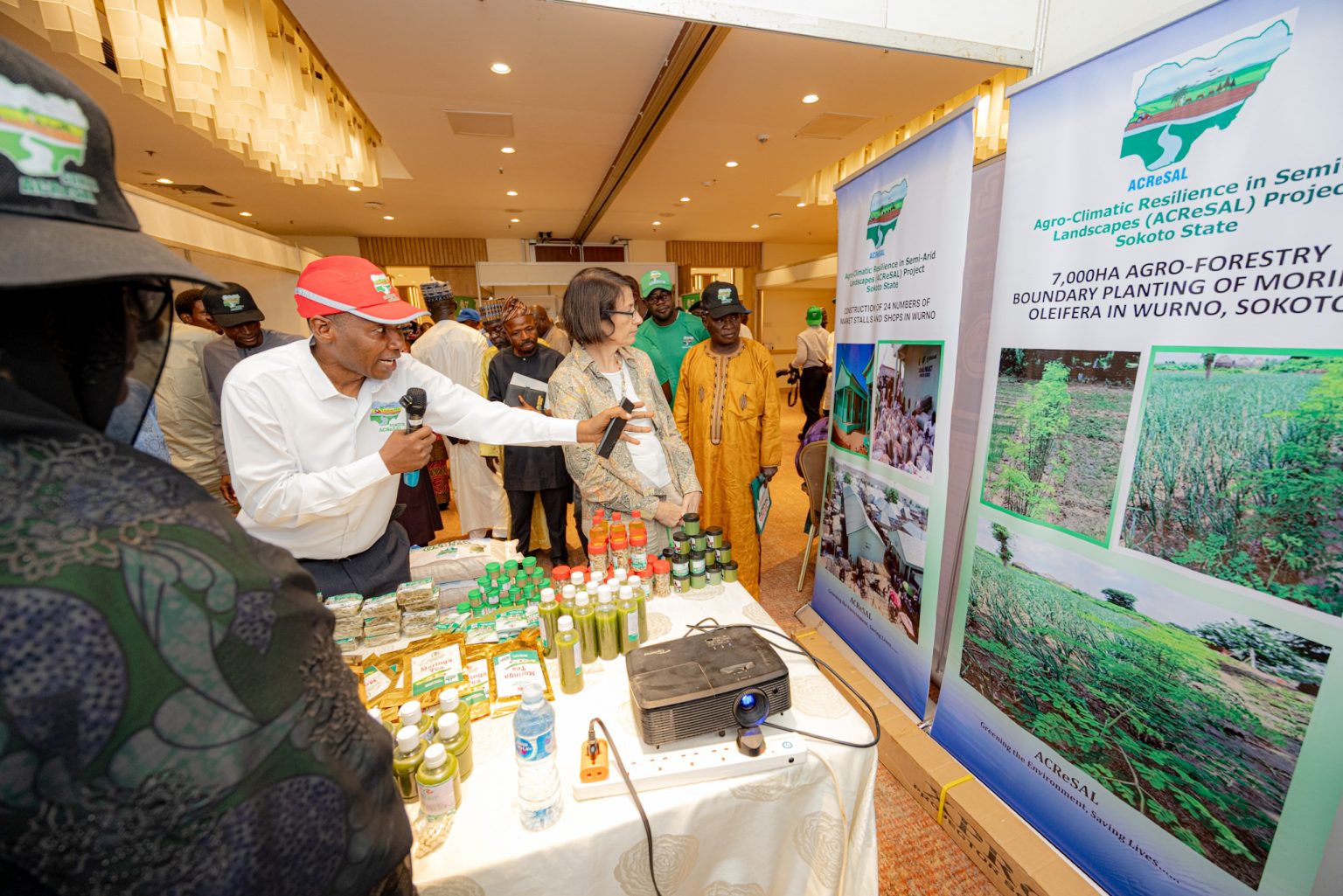 World Bank, Stakeholders Hail ACReSAL Success in Nigeria Mediaage NG Since its launch in 2022, the Agro-Climatic Resilience in Semi-Arid Landscapes (ACReSAL) project has steadily grown into a flagship initiative for land restoration, water conservation, and livelihood improvement across Nigeria’s semi-arid regions.