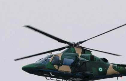 Nigerian Rescue Helicopter Ambushed Amid Deadly Attack Mediaage NG Niger, August 15 - (Mediaage NG News) - A Nigerian military helicopter on Monday crashed in the central Nigerian state of Niger. It was on its way to rescue wounded soldiers from a deadly attack and was reportedly fired by armed bandits.