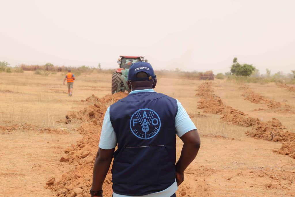 FAO Begins Training For ACReSAL Officials On Land Preparation Utilizing Delfino Plough Mediaage NG The Food and Agriculture Organization (FAO) recently commenced a field-level training program for ACReSAL officials, with the focus on land preparation, using the Delfino plough.