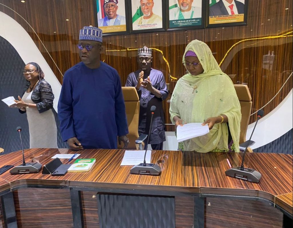 ACReSAL Project: FG Partners SFCG For Sustainable Peace Mediaage NG The Nigerian government has reaffirmed its commitment to achieving sustainable peace in the northern region of the country through intensified peacebuilding and conflict resolution efforts. This was revealed during a contract signing ceremony between the Federal Government, through the ACReSAL Project, and Search for Common Ground (SFCG) in Abuja on Thursday, June 27, 2024.