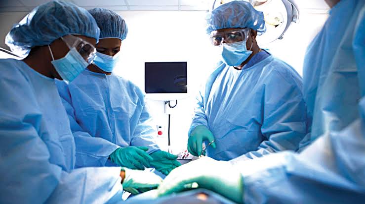 Nigerian Doctors Embark On Indefinite Strike Mediaage NG Doctors in Nigeria believe renumeration of healthcare providers does not match the high cost of living in the country.