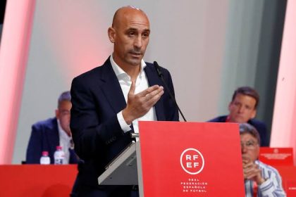 Kissing Row: Rubiales Steps Down As Spanish FA Boss Mediaage NG Luis Rubiales has resigned as president of the Spanish Football Federation following criticism for kissing Spain forward Jenni Hermoso at the Women's World Cup final presentation ceremony.